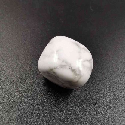 howlite pierre roulée