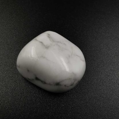 howlite pierre roulée