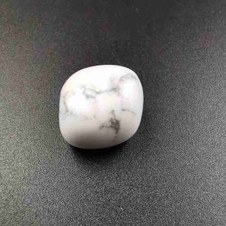 howlite pierre roulée