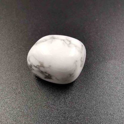 howlite pierre roulée