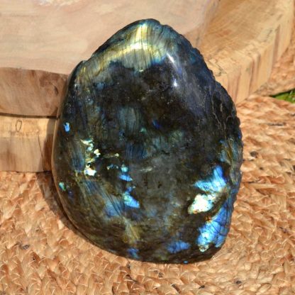 labradorite bleue