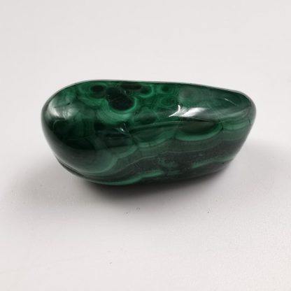 malachite pierre roulée