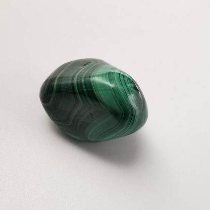 malachite pierre roulée