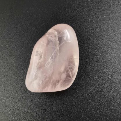 pierre roulée quartz rose