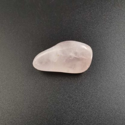 pierre roulée quartz rose